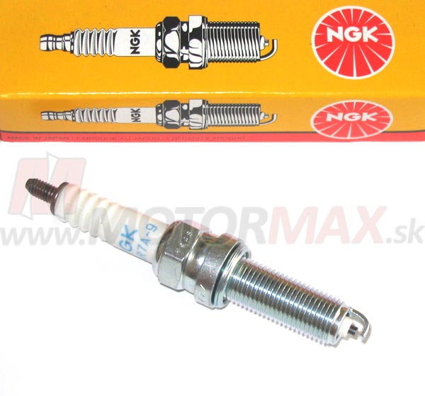 Sviečka NGK LMAR6C-9 - lodný motor Honda 3-valec 60 PS